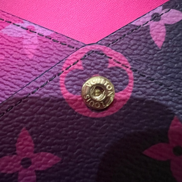 Louis Vuitton Spring in the City Midnight Fuchsia Kirigami Pouch - Picture 5 of 7